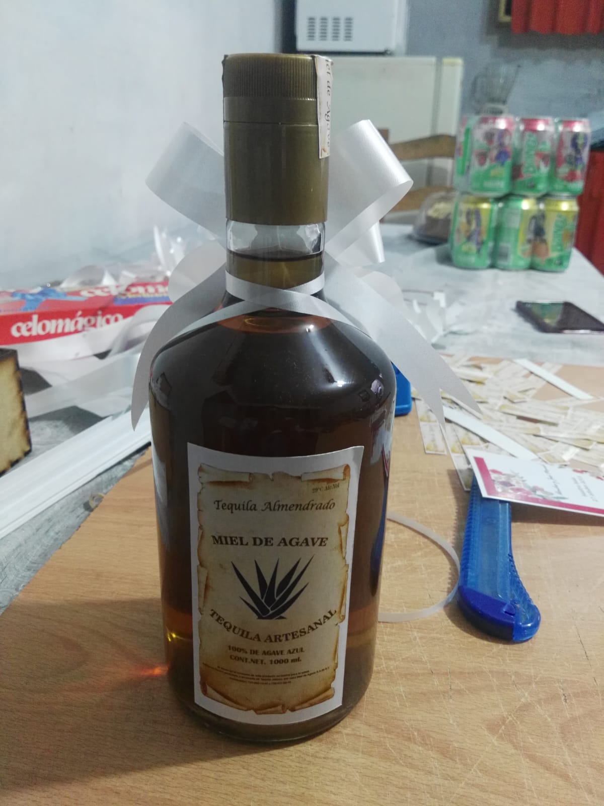 Botella de tequila almendrado Miel de Agave